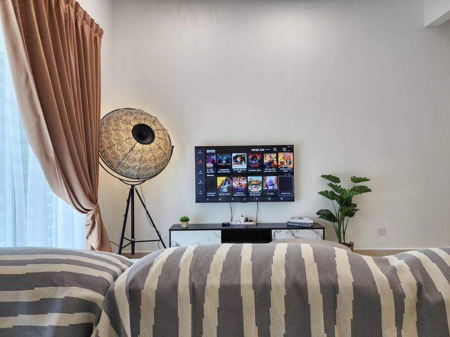 Near Aeon 15 Pax Wifi Game Smart Tv